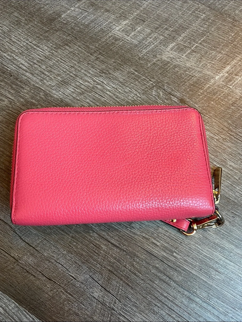 Michael Kors Fulton Zip Large Wristlet Red